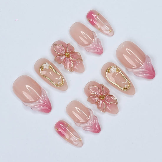 gold presson nail art chrome presson nails salon perfect press on nails wedding party nails bridesmaids nails custom nails spring presson nails spring collection spring fake nails spring nail art