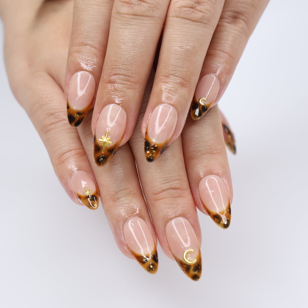 tortoise-shell handmade press on nails - Celestial Timeless made by lilynailsart gold charms tortoise brown tip nail press on nailLong press-on nails
French tip press-on nails
Matte press-on nails
Glitter press-on nails
Ombre press-on nails
Nude press-on nails
Almond press-on nails
Coffin press-on nails
Stiletto press-on nails
Square press-on nails
Chrome press-on nails