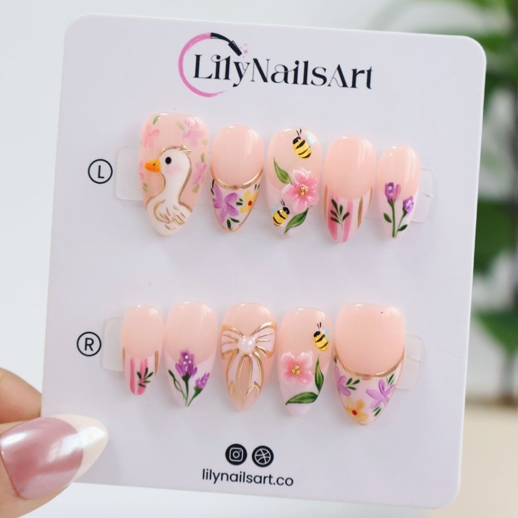 Handmade Purple press on nails with Duck, Bee & Floral, Medium Almond luxury handmade nail art, false nails, pressons — perfect for Holiday, Vacation, Birthday
