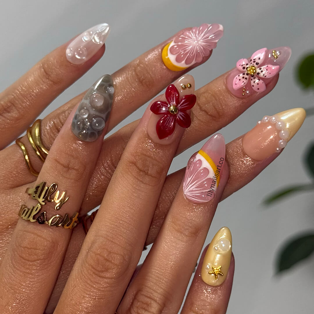 3D summer nails with sculpted red flowers, starfish, seashells, pearls, and soft ocean textures in nude, blush, and sea-glass green tones — luxury handmade press on nail , reusable false nails — perfect for romantic summer looks, beach weddings, or resort vacations.

