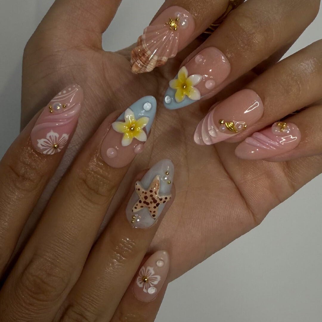 pastel summer nails  with seashells, daisies, starfish, and pearls — handmade luxury nail art in pastel pink and soft blue tones, reusable and custom-fit — perfect for beach getaways, tropical nails art for holiday, vacation, beach day