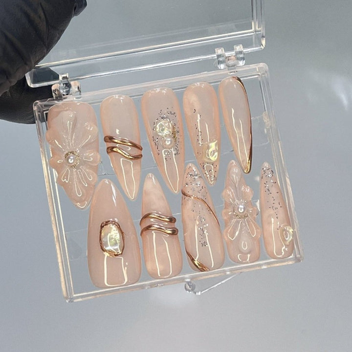 Pearl Elegance Handmade Press On Nails