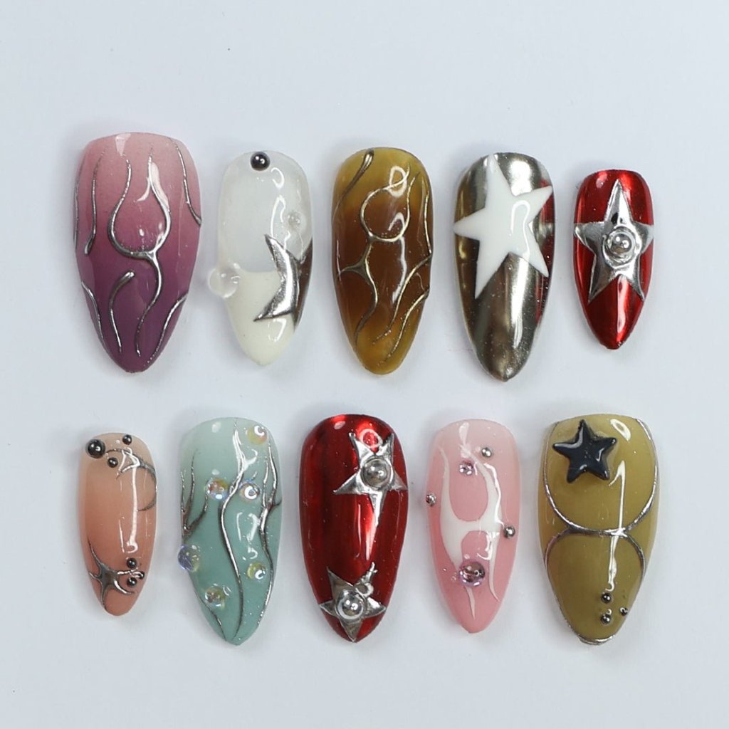 3D celestial press on nails with silver chrome star designs, gradient and metallic finishes, maximalist nail art — custom handmade luxury press on nail set, perfect for holiday parties, New Year, and special occasions
