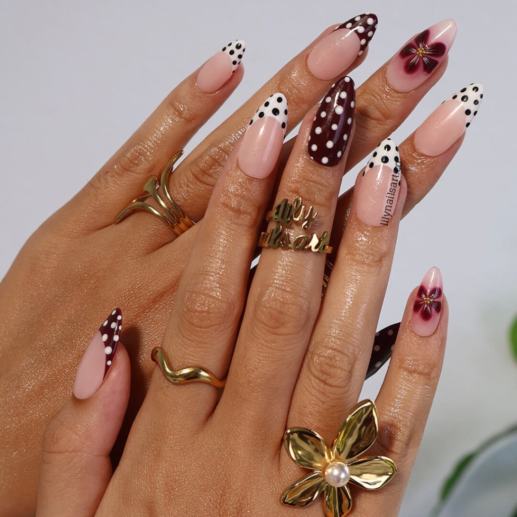 Velvet Dottie | Handmade Press On Nails by lilynailsart.co – LILY